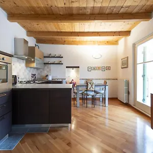 Piccolo Bijou Apartment