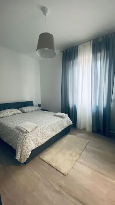 Sun Street Apartment 베로나