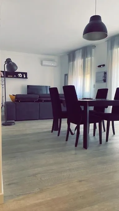 Sun Street Apartment 베로나