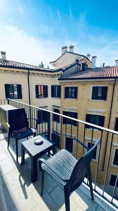 Sun Street Apartment Verona Italien